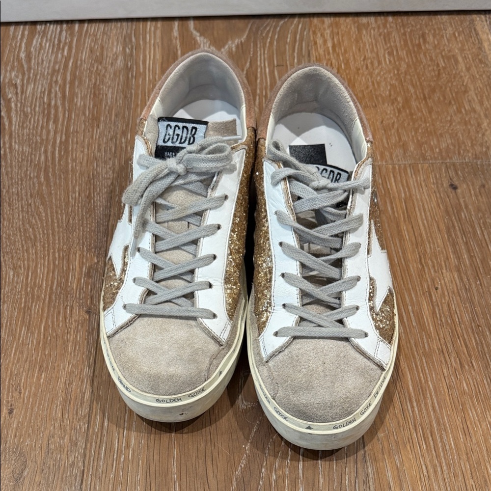 Golden Goose Low-Top Sneakers in Beige, White & Gold